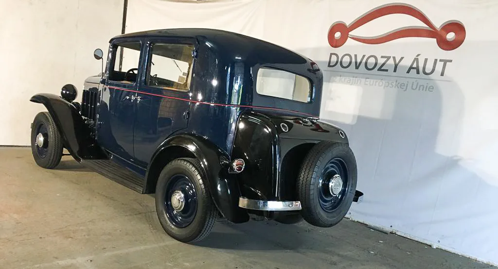 Citroën Rosalie v showroome Dovozy áut